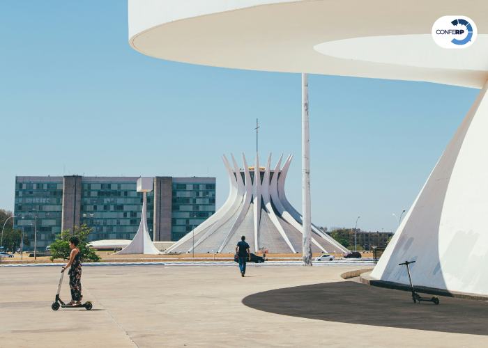 Ser RP é se adaptar aos contextos sem perder a essência da atuação